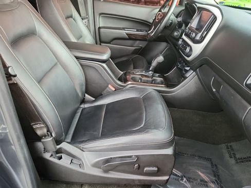 Used 2016 GMC Canyon SLT image 17