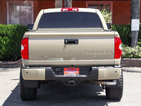 Used 2017 Toyota Tundra SR5 w/ SR5 Upgrade Package RWD image 7