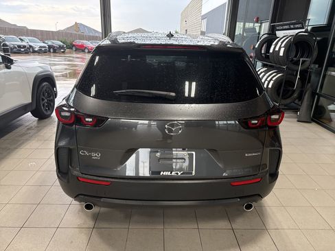 Used 2025 MAZDA CX-50 AWD 2.5 S w/ Premium Package image 9