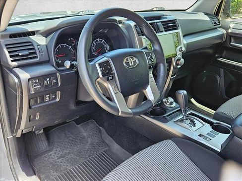 Used 2024 Toyota 4Runner SR5 AWD/4WD image 9