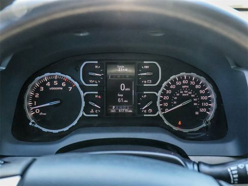 Used 2019 Toyota Tundra SR5 w/ SR5 Upgrade Package image 34