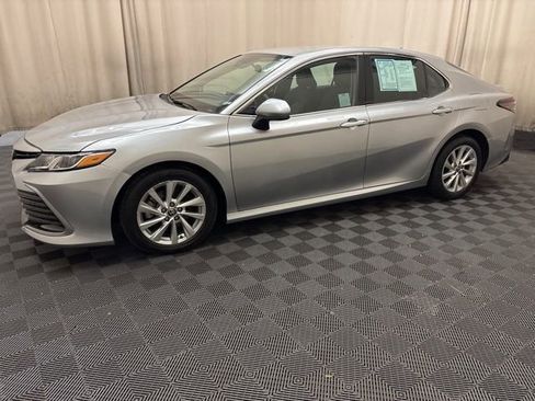 Used 2023 Toyota Camry LE image 8