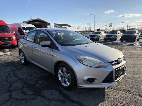 Used 2014 Ford Focus SE image 3
