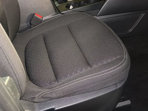 Used 2024 Ford Escape Active w/ Tech Pack #1 AWD/4WD image 11