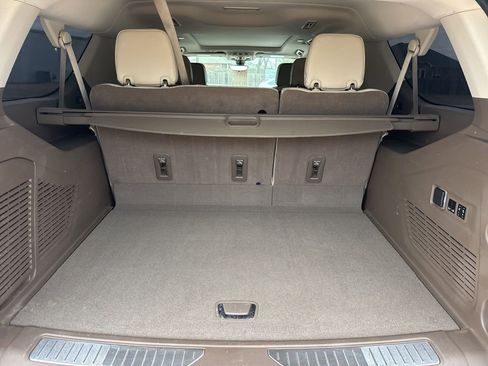 Used 2022 GMC Yukon XL Denali image 43