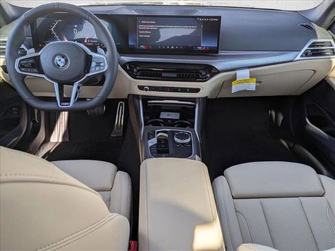 Used 2026 BMW 330i xDrive Sedan w/ M Sport Package AWD/4WD image 16