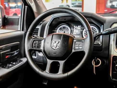 Used 2018 RAM 2500 SLT w/ Cold Weather Group AWD/4WD image 15