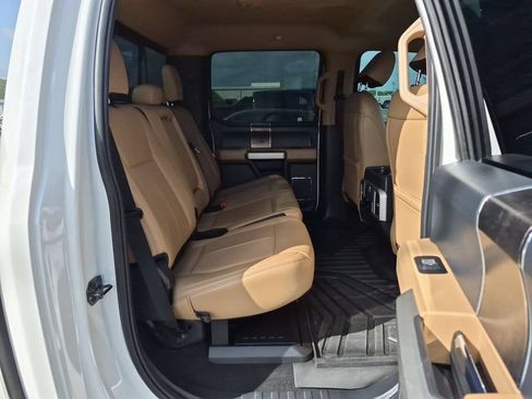 Used 2022 Ford F250 Lariat w/ Lariat Ultimate Package AWD/4WD image 25