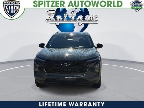 New 2026 Chevrolet Trax LT w/ Midnight Edition image 3