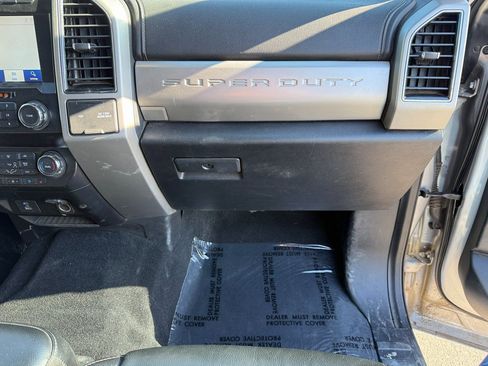 Used 2020 Ford F250 Lariat w/ Lariat Value Package image 23