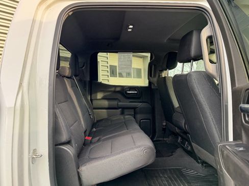 Used 2019 Chevrolet Silverado 1500 Custom Trail Boss w/ Custom Convenience Package image 16