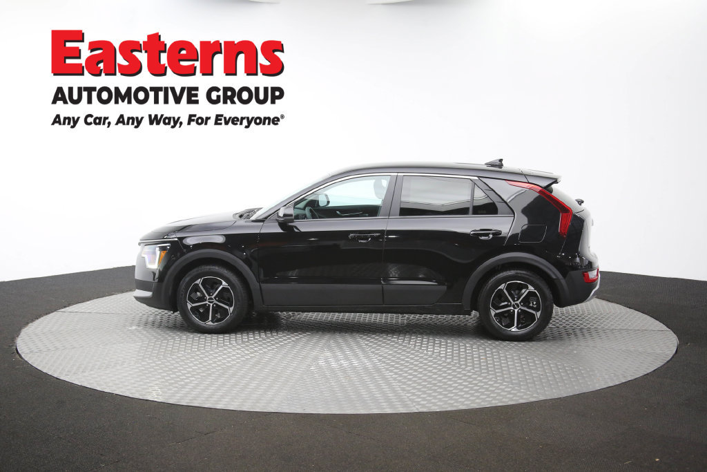 Used 2025 Kia Niro LX FWD image 59