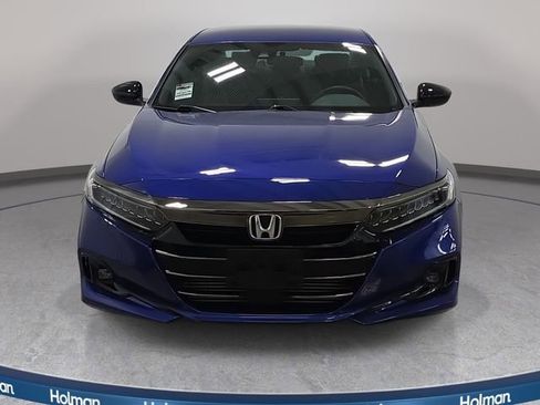 Used 2022 Honda Accord Sport image 3