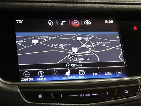 Used 2017 Cadillac XT5 Luxury w/ Driver Awareness Package image 12