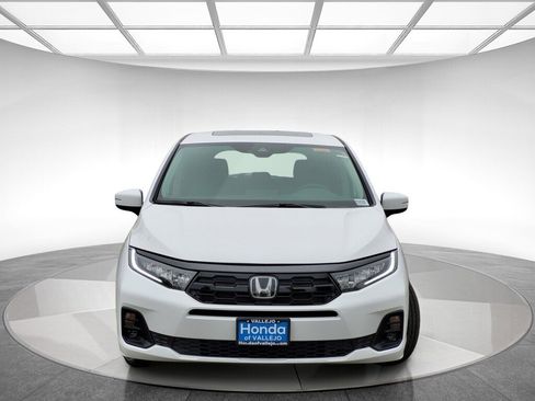 New 2026 Honda Odyssey Touring image 8