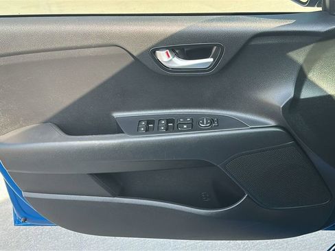 Used 2022 Kia Rio S FWD image 19