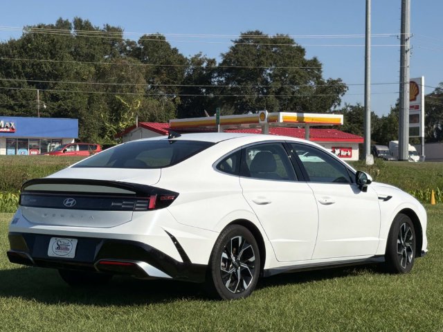 Used 2025 Hyundai Sonata SEL FWD image 6