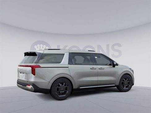 New 2026 Kia Carnival SX image 8