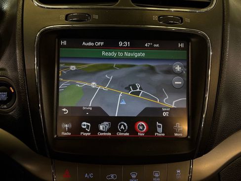 Used 2018 Dodge Journey Crossroad AWD/4WD image 19