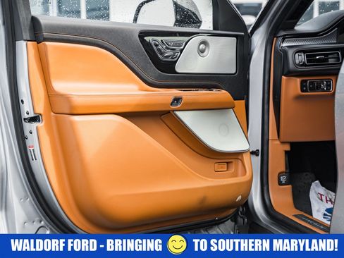 Used 2023 Lincoln Aviator Black Label Grand Touring image 41