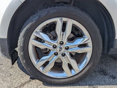 Used 2013 Ford Edge Limited FWD image 9