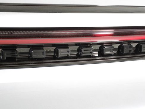 Used 2025 Porsche Cayenne S image 22