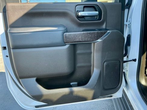 Used 2023 GMC Sierra 2500 Denali w/ Denali Ultimate Package image 34