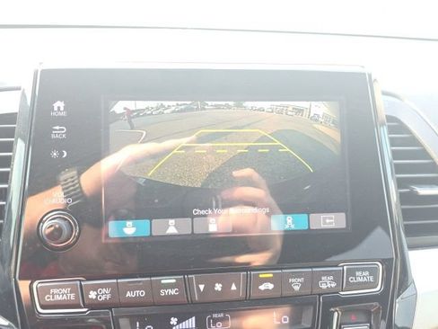 Used 2018 Honda Odyssey Elite image 23