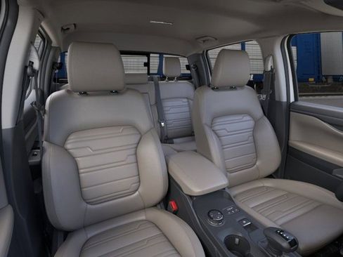 New 2025 Ford Ranger Lariat w/ FX4 Off-Road Package image 10