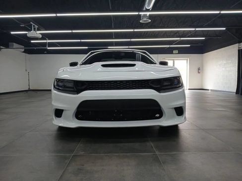 Used 2023 Dodge Charger Scat Pack w/ Technology Group RWD image 40