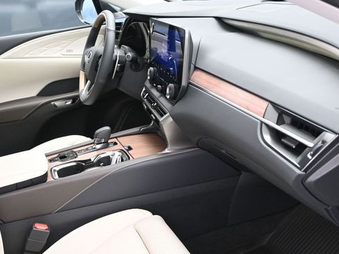 New 2026 Lexus RX 350 FWD image 22