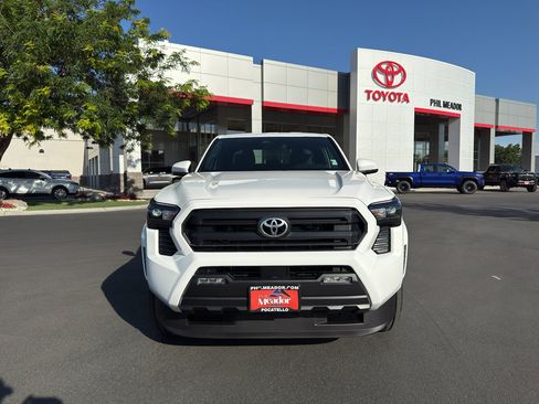 New 2025 Toyota Tacoma SR5 image 6