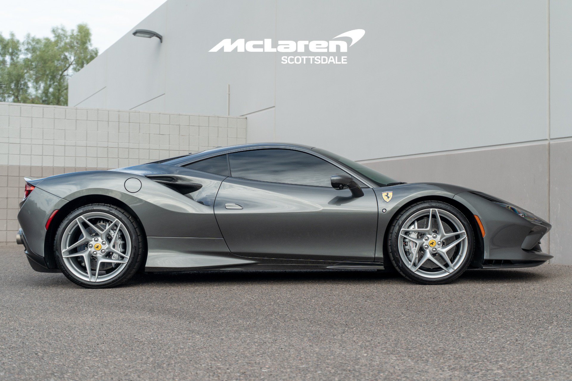 Used 2020 Ferrari F8 Tributo RWD image 8