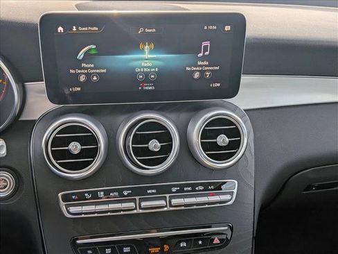 Used 2022 Mercedes-Benz GLC 300 4MATIC image 13