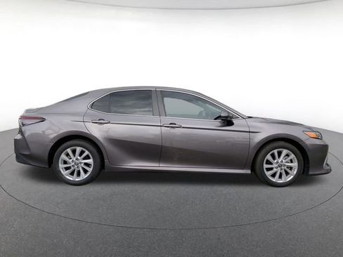Used 2023 Toyota Camry LE FWD image 7