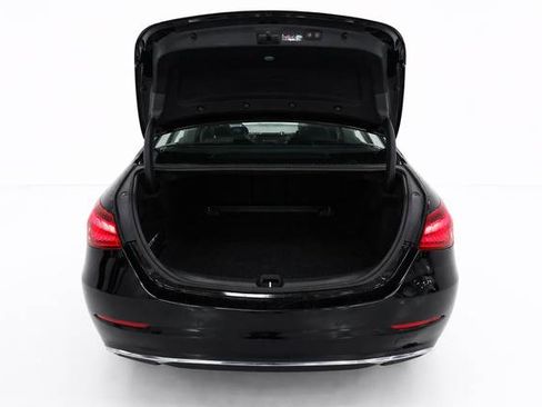 Used 2025 Mercedes-Benz C 300 4MATIC Sedan image 14