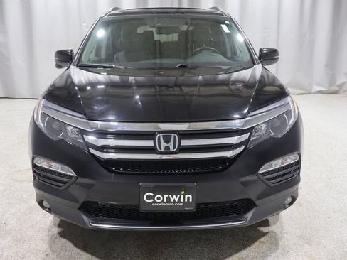 Used 2017 Honda Pilot Touring image 8