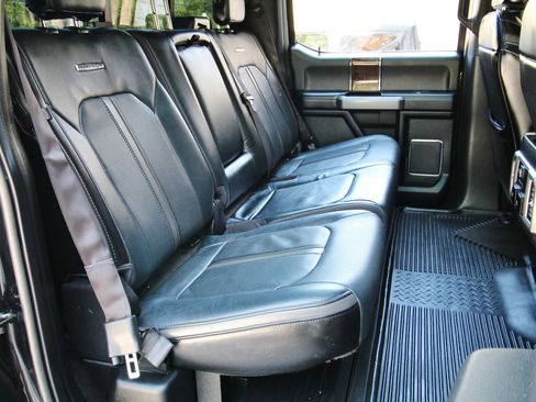 Used 2017 Ford F250 Platinum w/ Platinum Ultimate Package image 52