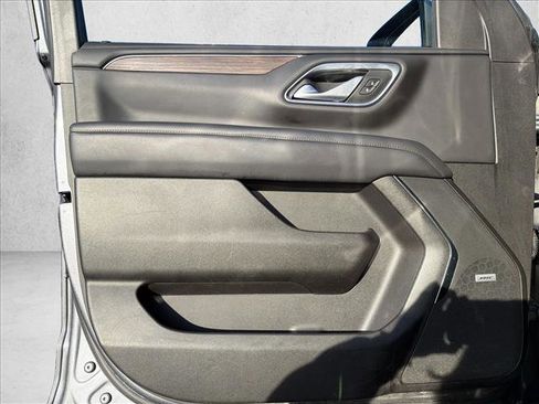Used 2021 Chevrolet Tahoe High Country image 10