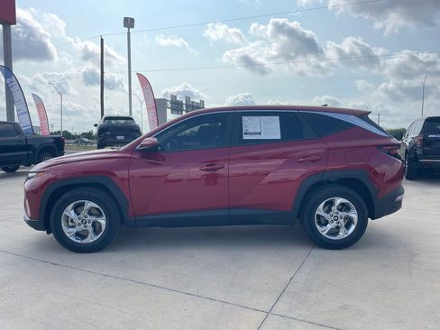 Used 2024 Hyundai Tucson SE FWD image 2