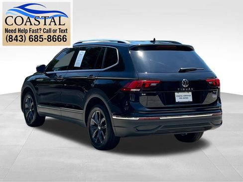Used 2023 Volkswagen Tiguan SE AWD/4WD image 14