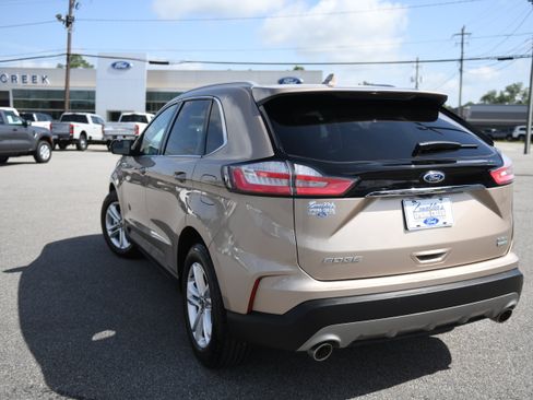 Used 2020 Ford Edge SEL w/ Convenience Package FWD image 7