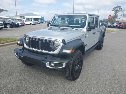 Used 2024 Jeep Gladiator Sport