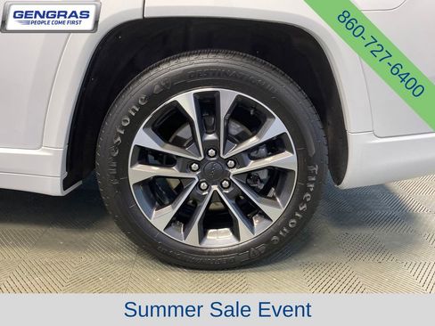 Certified 2025 Jeep Grand Cherokee L Overland w/ Advanced Protech Group III AWD/4WD image 33