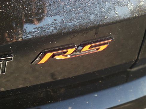 Used 2024 Chevrolet Traverse RS w/ LPO, Floor Liner Package image 10