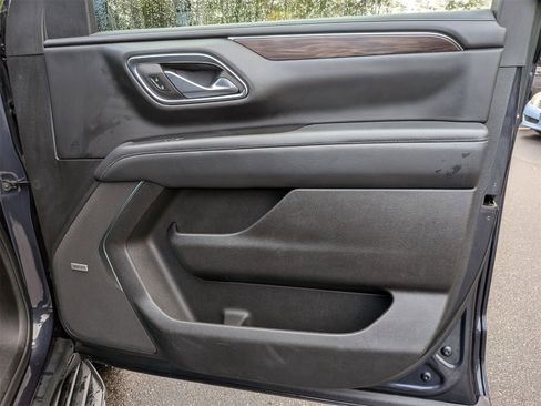 Used 2023 Chevrolet Tahoe LT w/ Luxury Package image 35