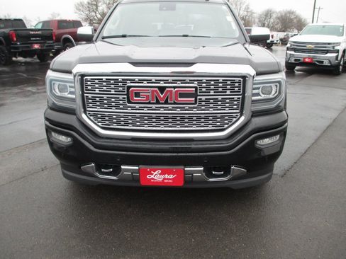Used 2018 GMC Sierra 1500 Denali w/ Denali Ultimate Package image 12