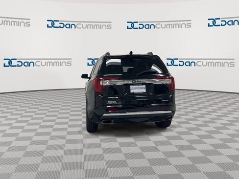 Used 2023 GMC Acadia Denali w/ Denali Ultimate Package AWD/4WD image 7
