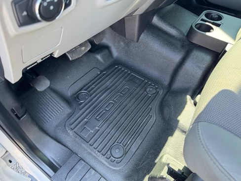 Used 2019 Ford F250 XL w/ Power Equipment Group AWD/4WD image 29