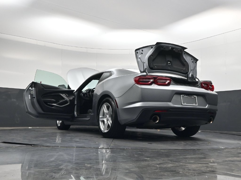Used 2023 Chevrolet Camaro LT RWD image 43